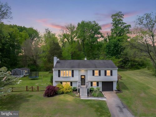 734 Skunk Hollow Rd, CHALFONT, PA, 18914-1534 | Card Image