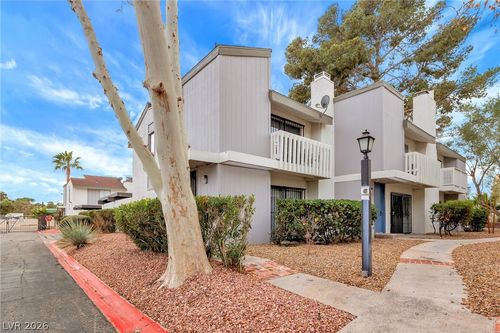 624 Brookway Ln, Las Vegas, NV, 89169-3767 | Card Image