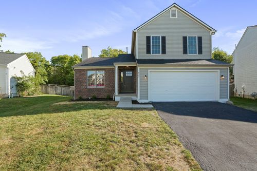 632 Mustang Canyon Dr, Galloway, OH, 43119-8318 | Card Image
