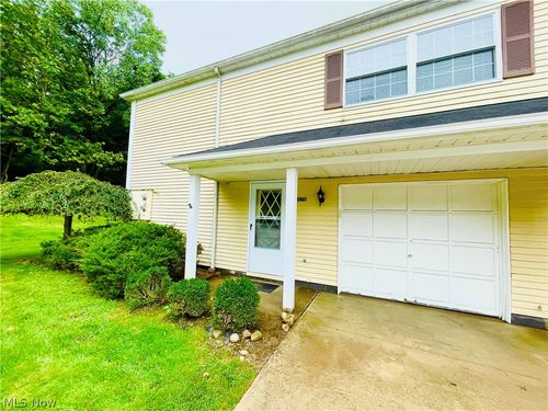 3676-13676 Oakbrook Dr, North Royalton, OH, 44133-4615 | Card Image