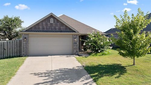 1011 Gardenia St, Centerton, AR, 72719-6048 | Card Image