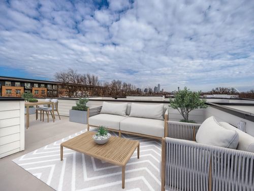 929 Bayonne St, Dallas, TX, 75212-5303 | Card Image