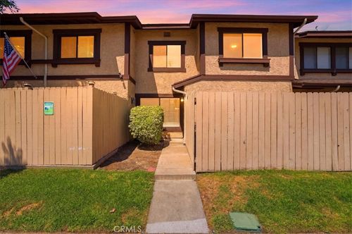 5-8601 Sunland, Sun Valley, CA, 91352 | Card Image