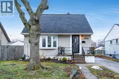 1814 Larkin Rd, Windsor, ON, N8W4G6 | Card Image