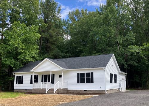 5008 Chestnut Fork Rd, Gloucester, VA, 23061-3951 | Card Image