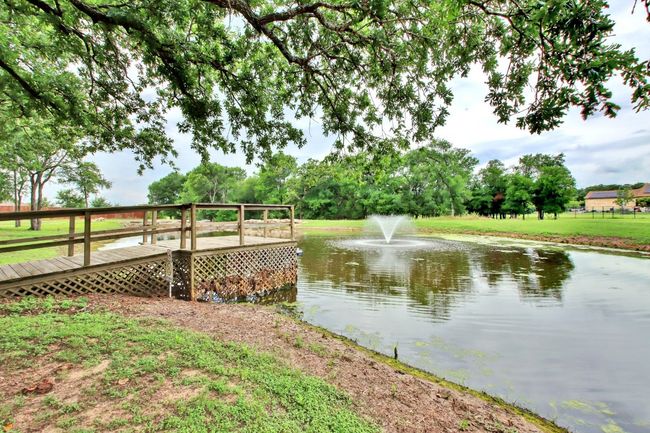 323 Chisholm Trl, House other with 4 bedrooms, 3 bathrooms and null parking in Bastrop TX | Image 32