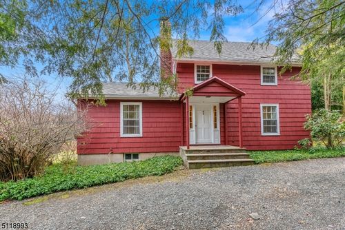 27 Corey Ln, Mendham Twp, NJ, 07945-3308 | Card Image