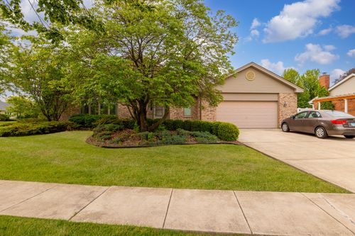 1405 Westminster Dr, Woodridge, IL, 60517-7520 | Card Image