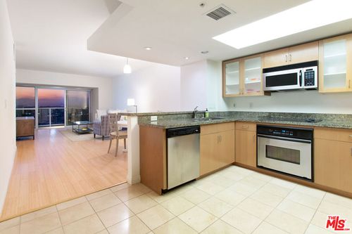 1209-13700 Marina Pointe Dr, Marina del Rey, CA, 90292-9297 | Card Image