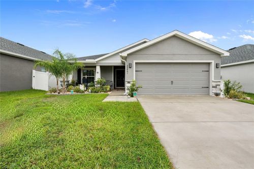 35461 Crescent Creek Dr, ZEPHYRHILLS, FL, 33541-2949 | Card Image