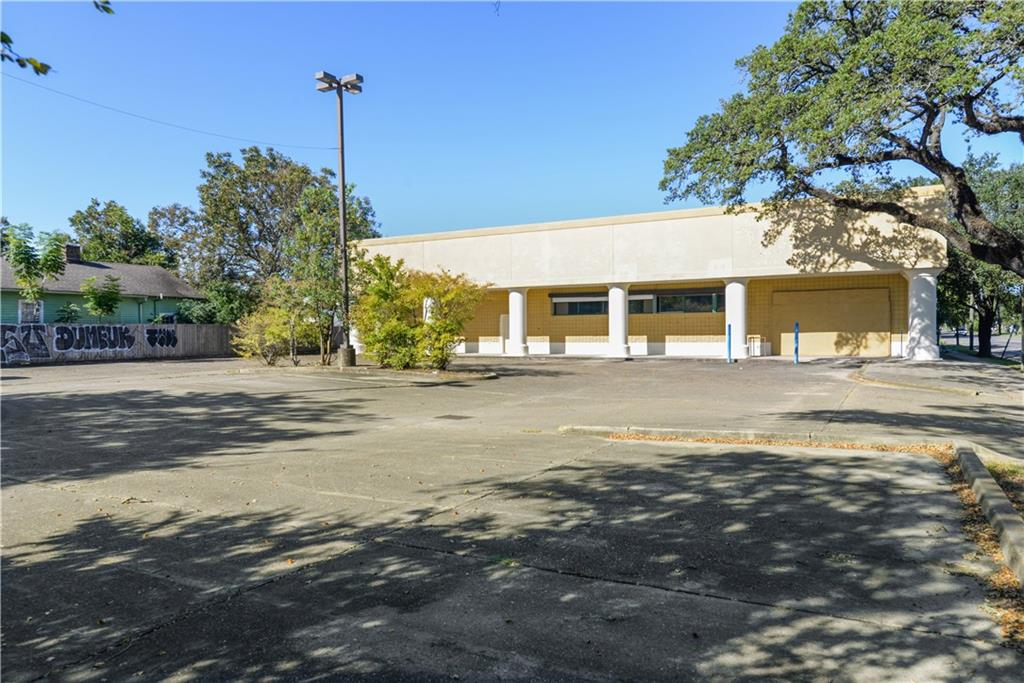 5500 Saint Claude Ave, New Orleans, LA 70117