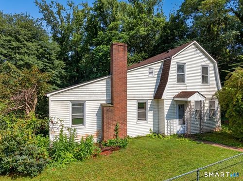 7 Fitzgerald Ave, Quaker Hill, CT, 06375-1606 | Card Image