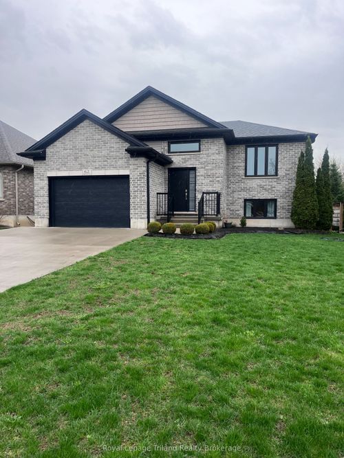 62 Brown St, Aylmer, ON, N5H3G6 | Card Image