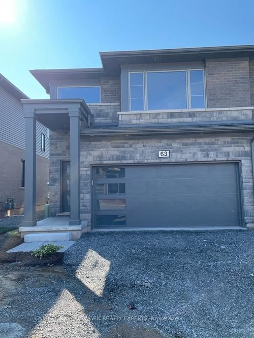 63-4552 Portage Rd, Niagara Falls, ON, L2E0B8 | Card Image