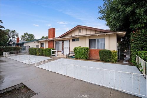 22855 Vanowen St, West Hills, CA, 91307-2538 | Card Image