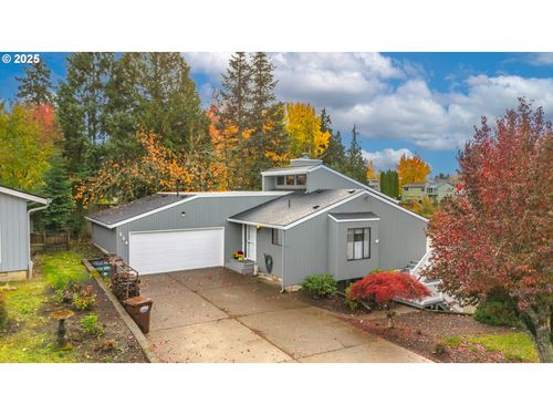 234 Ne Shannon St, Hillsboro, OR, 97124-2162 | Card Image