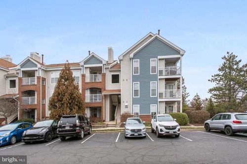 unit-204-20979 Timber Ridge Ter, ASHBURN, VA, 20147-7735 | Card Image