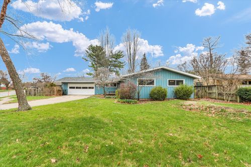 609 E Sunnycrest Ct, Urbana, IL, 61801-5962 | Card Image