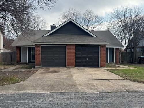 7018 Silver Cyn, San Antonio, TX, 78244-1447 | Card Image