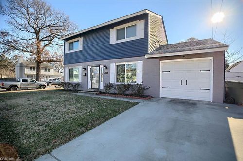 820 Lemaster Ave, Hampton, VA, 23669-1211 | Card Image