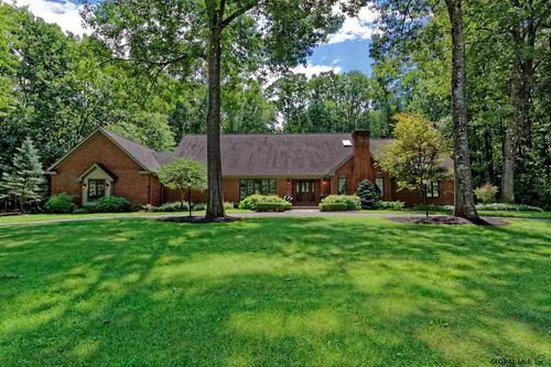 6 Beacon Hill Drive, Saratoga Springs, NY, 12866 | Card Image