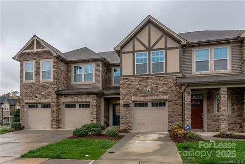 7334 Dulnian Way, Charlotte, NC, 28278-7908 | Card Image