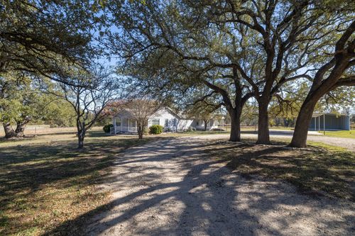 2450 County Road 124, Georgetown, TX, 78626-2460 | Card Image