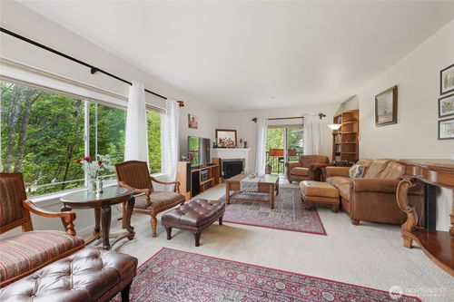 unit-405-15000 Juanita Dr Ne, Kenmore, WA, 98028-4919 | Card Image