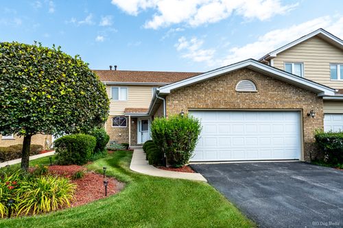 8616 Bantry Blvd, Tinley Park, IL, 60487-4773 | Card Image
