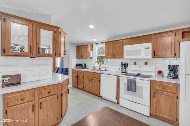 209 N Alena Ct, House other with 3 bedrooms, 2 bathrooms and null parking in Hampstead NC | Image 7