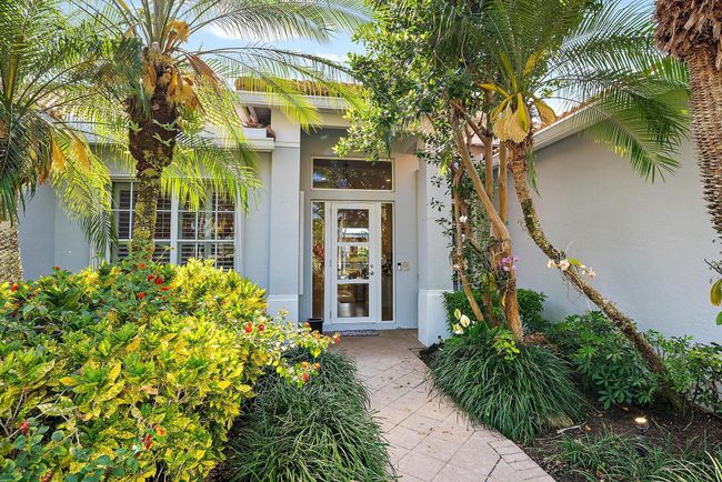 8774 Lakes Blvd, House other with 3 bedrooms, 3 bathrooms and null parking in West Palm Beach FL | Image 8