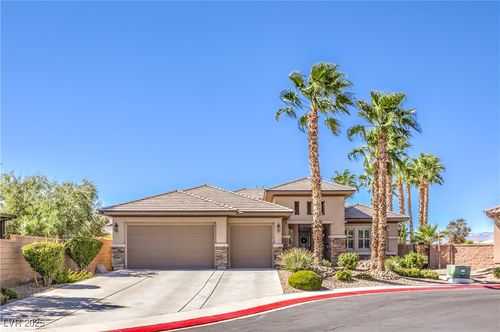 3805 Avian Ct, North Las Vegas, NV, 89084-2304 | Card Image