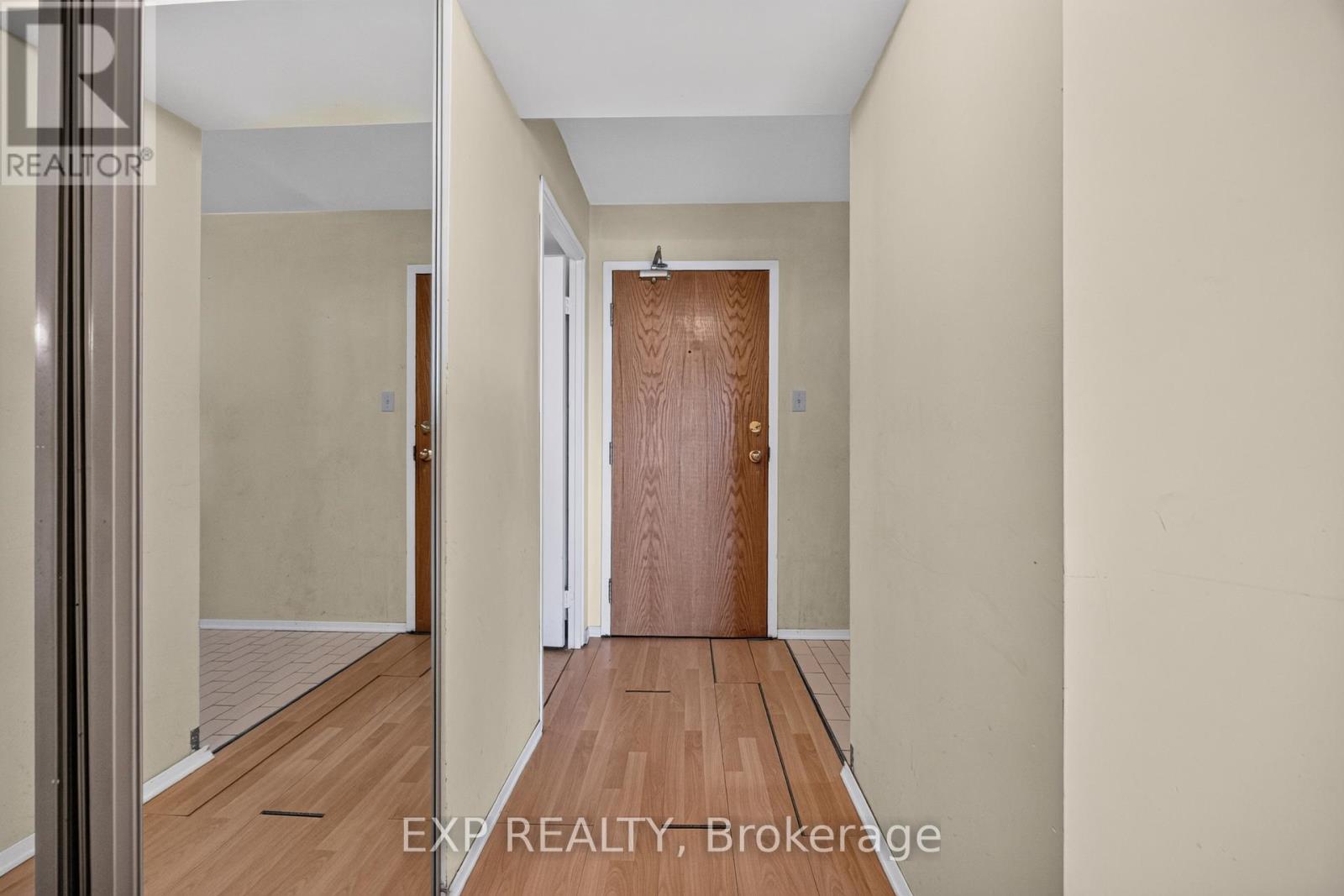 Residential in Richmond Hill (Crosby) 2