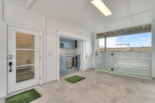 H - 4885 State Highway 361, Condo with 3 bedrooms, 3 bathrooms and 3 parking in Port Aransas TX | Image 5