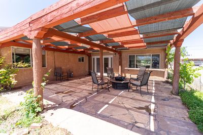 604 Ortega Road Nw, House other with 3 bedrooms, 3 bathrooms and null parking in Los Ranchos NM | Image 3