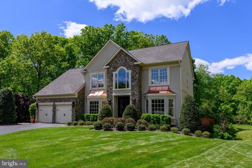 8125 Crooked Oaks Ct, GAINESVILLE, VA, 20155-2816 | Card Image
