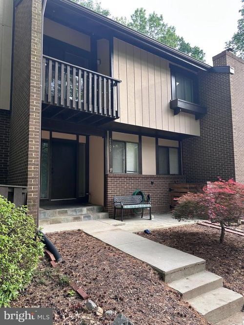 2103 Glencourse Ln, RESTON, VA, 20191-1316 | Card Image