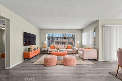 apt-7-114 N Eucalyptus Ave, Inglewood, CA, 90301-1797 | Card Image