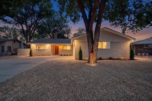 1305 Evelyn Court Ne, Albuquerque, NM, 87112 | Card Image
