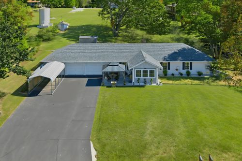 226 Hunt Club Cir, Galena, MO, 65656-4827 | Card Image