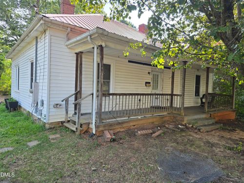 124 Academy St, Roxboro, NC, 27573-5502 | Card Image