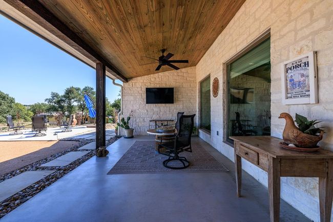 1944 Axis Cir, Home with 3 bedrooms, 2 bathrooms and 2 parking in Fredericksburg TX | Image 26