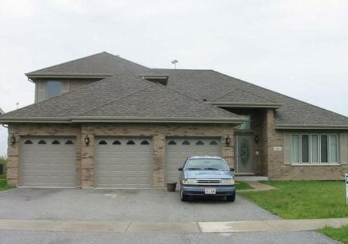 51 Manor Dr, Matteson, IL, 60443-1296 | Card Image