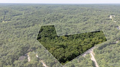 000 Aubrey Bell Rd, Camdenton, MO, 65020 | Card Image