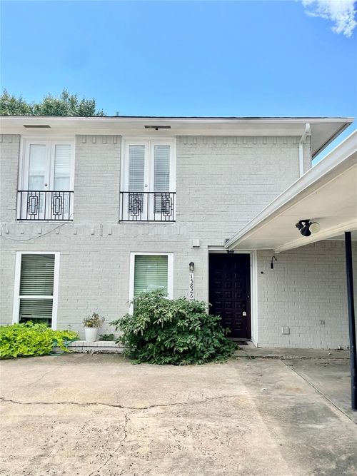 15826 El Estado Dr, Dallas, TX, 75248-4436 | Card Image