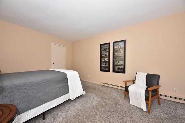 234 - 425 W Willow Court, Condo with 2 bedrooms, 2 bathrooms and null parking in FOX POINT WI | Image 18
