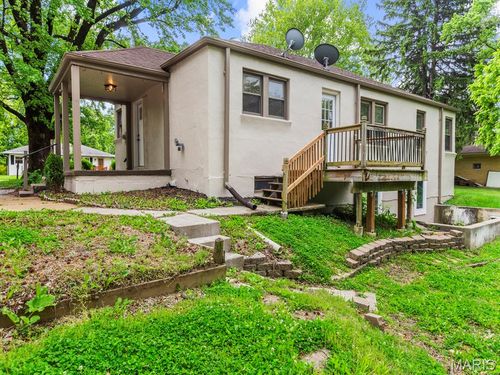 9915 North Rd, Fairview Heights, IL, 62208-2468 | Card Image