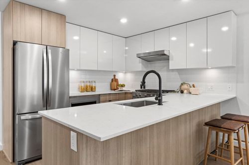 101-2277 Hawthorne Ave, Port Coquitlam, BC, V3C | Card Image