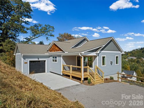 210 Aster Ridge Dr, Waynesville, NC, 28786 | Card Image