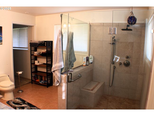 497 Wood Crest Dr, House other with 3 bedrooms, 3 bathrooms and 2 parking in Myrtle Creek OR | Image 12